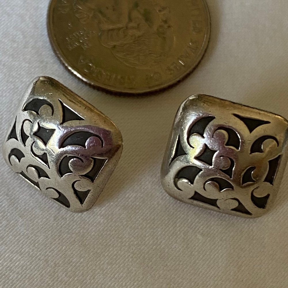 Lois Hill square earrings